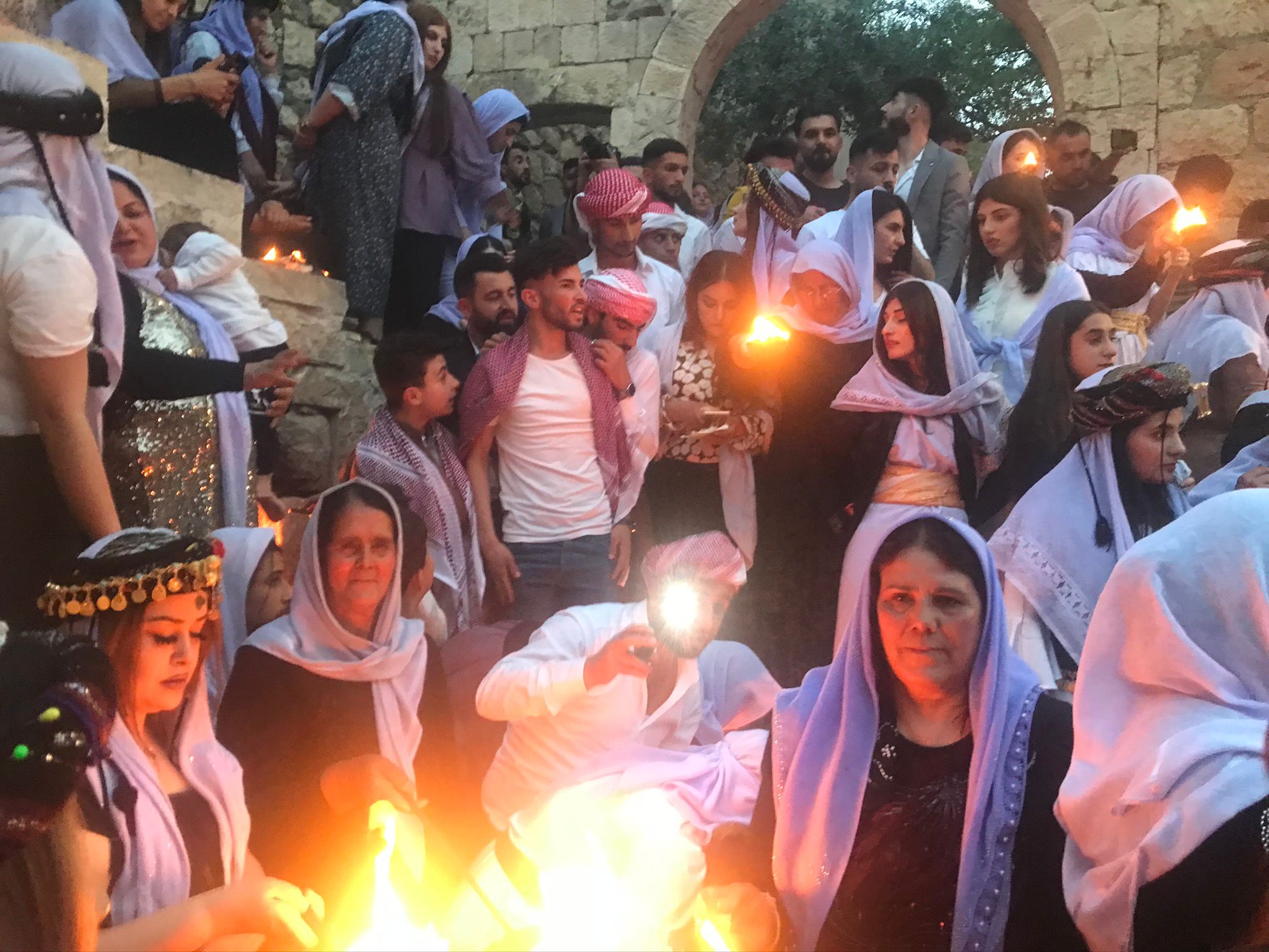 Kars turizm - Kuzey Irak erbil dohuk süleymaniye turu seramoni görüntüsü - Cancanlar Turizm