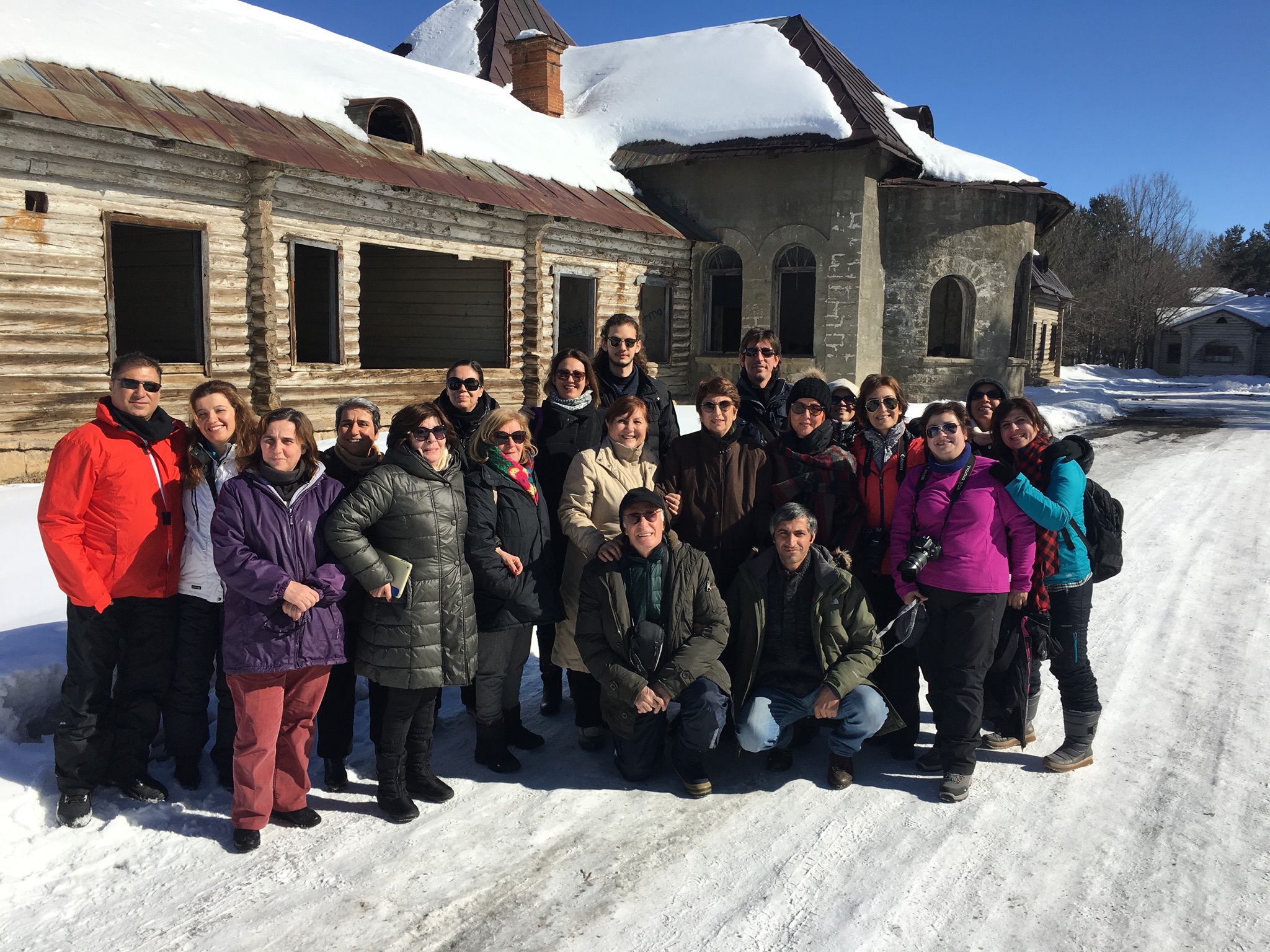 Kars turizm - Kars Sarıkamış kayak turu hatıra fotoğrafı - Cancanlar Turizm